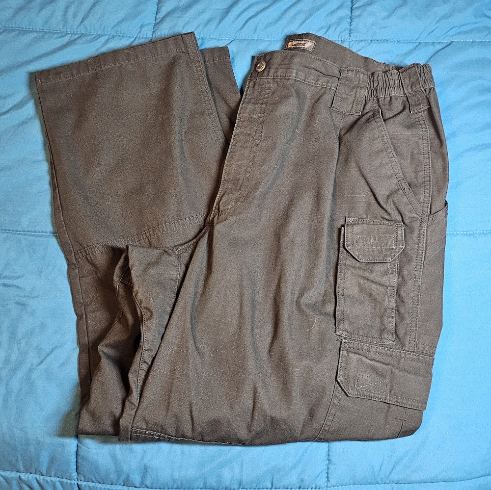 511 Men's Tactical Series pant, Size 40x30, Black, EUC